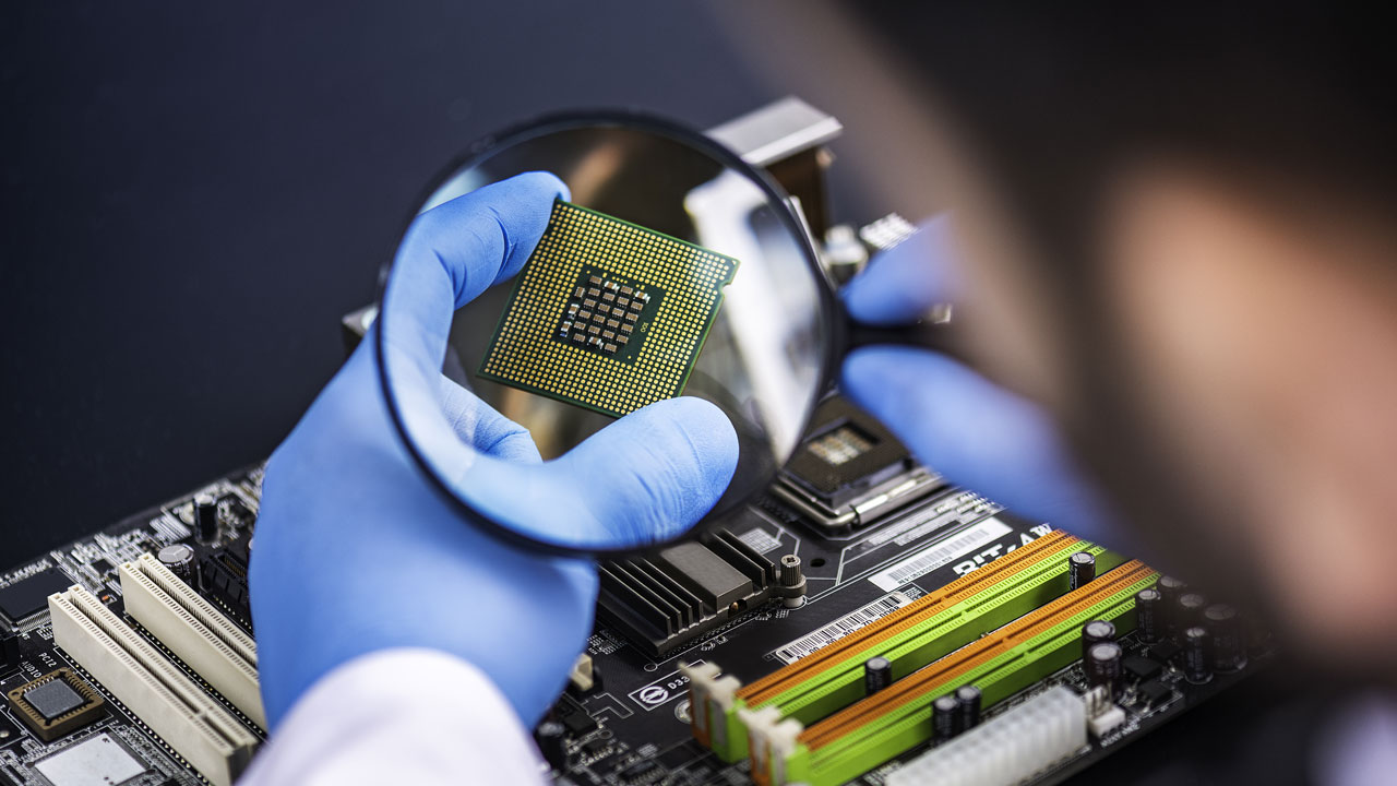 Electronic assembly quality testing services at Foxtronics EM
