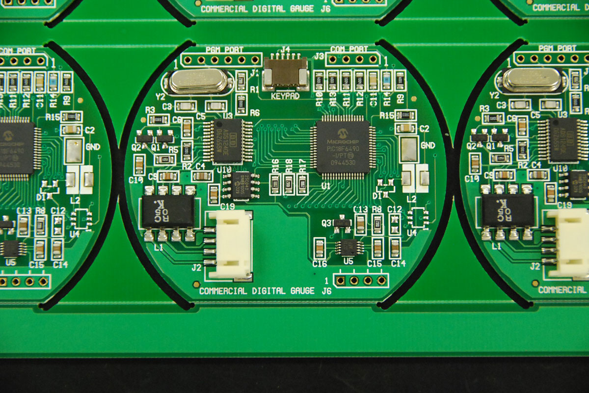Foxtronics EMS Portfolio: Quick-turn Prototype SMT Assembly