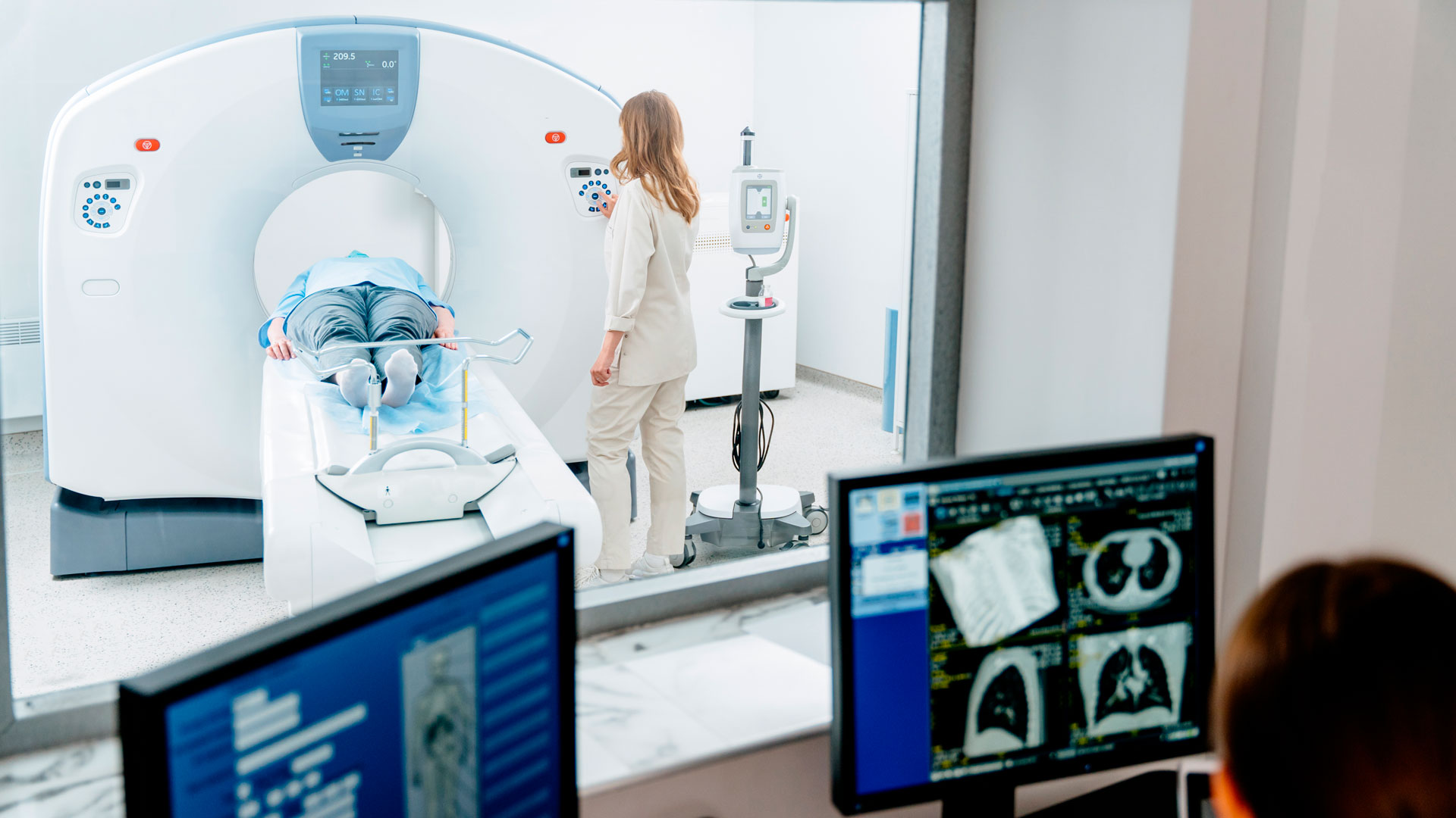 What Medical Device OEMs Should Expect from a Medical Electronics Manufacturing Partner