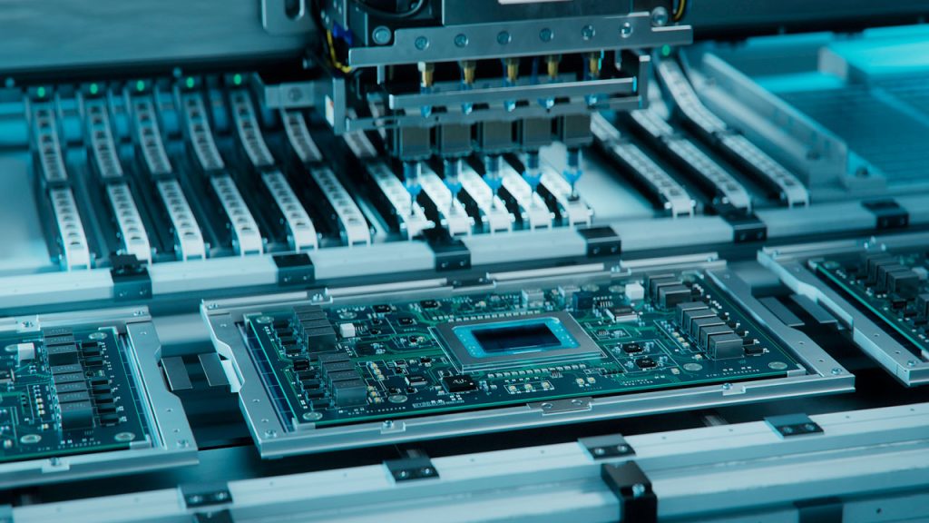 Turnkey PCB assembly can help OEMs reduce risk